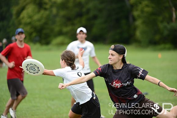 2012 Chesapeake Invite Saturday Action