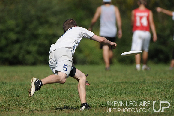 Hucks off the Hilltop -- Saturday Round 3 photos