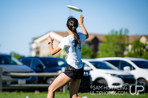 Women’s pool play at USAU DI College Championships