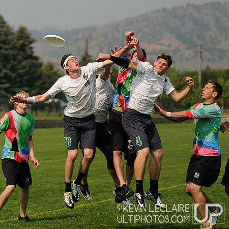 2012 USAU D-I College Championships Saturday Action