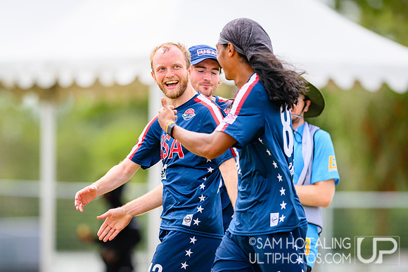 Bracket play during World Ultimate Championships at Runaway Bay Precinct
