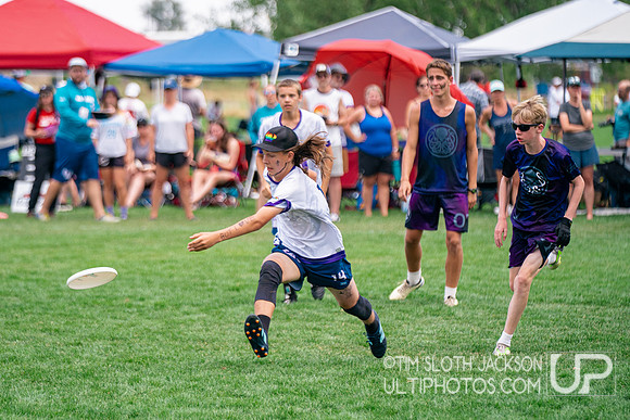 Pool play at 2024 USAU Youth Club Championship
