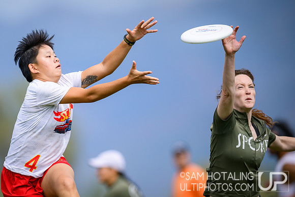 Oregon Scorch vs Seattle Spoke USAU Northwest Regional Championship at Regional Athletic Complex
