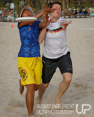 WCBU 2015 Mon, Women Master, PHI vs GER