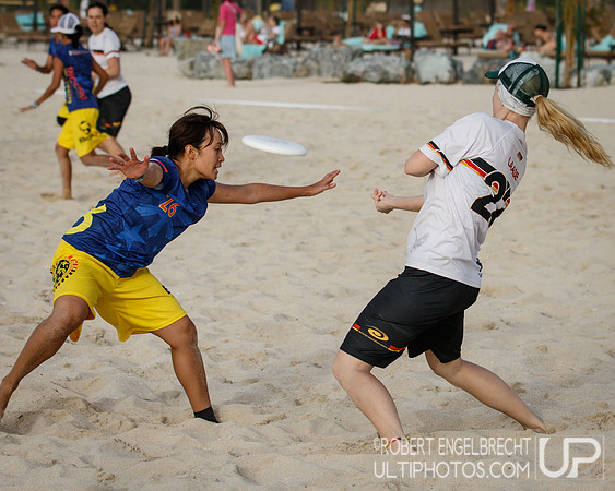 WCBU 2015 Mon, Women Master, PHI vs GER