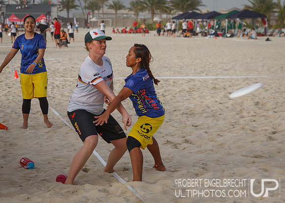 WCBU 2015 Mon, Women Master, PHI vs GER