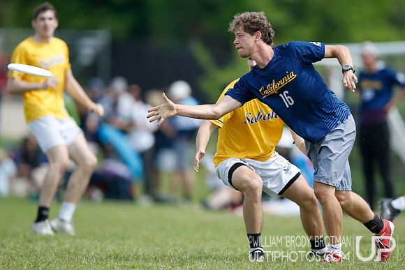 Day 3 of 2022 USA Ultimate D-I College Championships