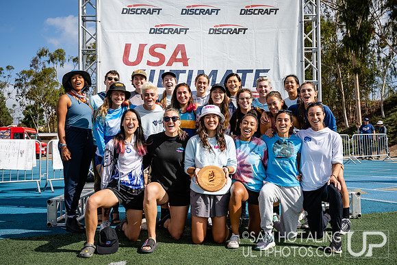 Flipside wins the Team Spirit Award at USA Ultimate National Championships
