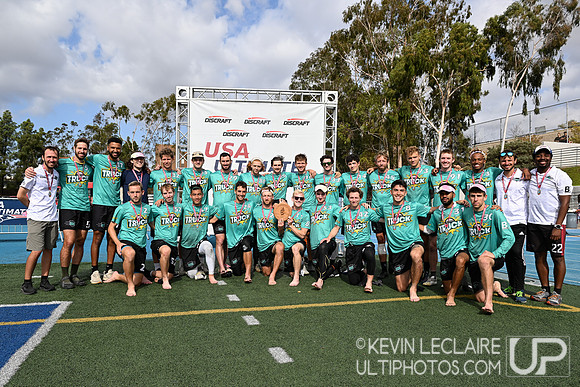 Truck Stop Men's Division 2nd Place Team Photo - USA Ultimate Cl