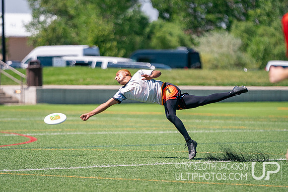 Pool play at 2024 USAU Youth Club Championship