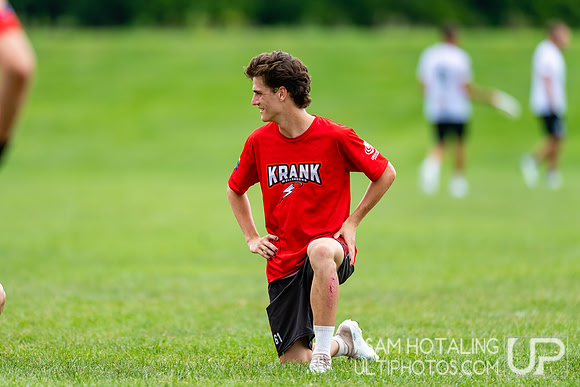 Alligators Masi vs Wollongong Krank in pool play at World Ultimate Club Championships
