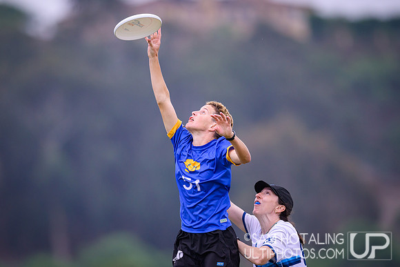 Fury vs Molly Brown in semifinals at USAU Club Championships, Surf Cup Sports Park