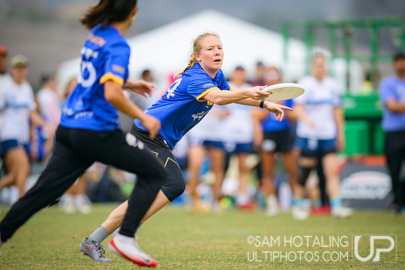 Fury vs Molly Brown in semifinals at USAU Club Championships, Surf Cup Sports Park