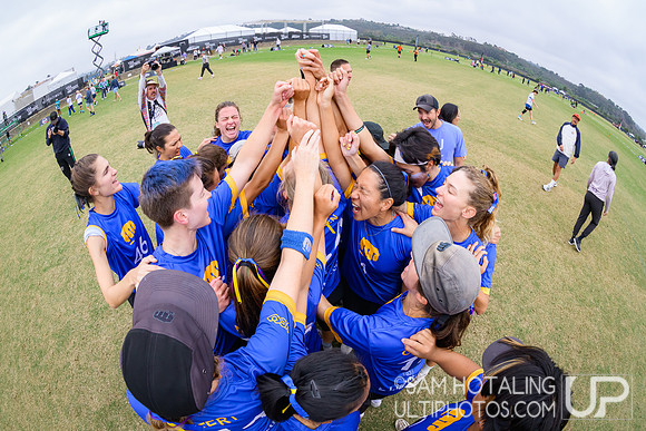 Fury vs Molly Brown in semifinals at USAU Club Championships, Surf Cup Sports Park