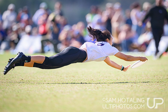 Brute Squad vs Scandal in semifinals at USAU Club Championships, Surf Cup Sports Park