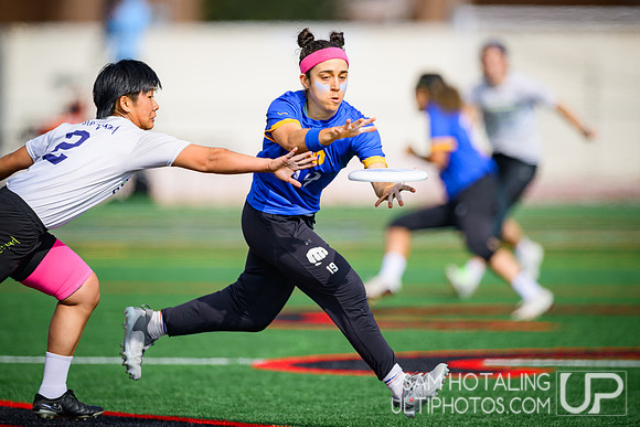 Brute Squad vs Fury in finals at USAU Club Championships, Canyon Crest High School