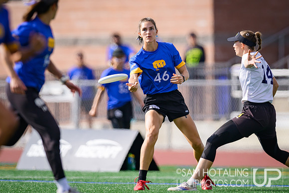 Brute Squad vs Fury in finals at USAU Club Championships, Canyon Crest High School