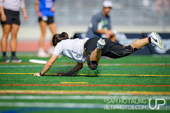 Brute Squad vs Fury in finals at USAU Club Championships, Canyon Crest High School