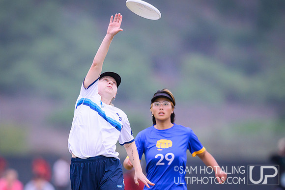 Fury vs Molly Brown in semifinals at USAU Club Championships, Surf Cup Sports Park