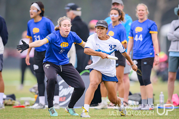 Fury vs Molly Brown in semifinals at USAU Club Championships, Surf Cup Sports Park