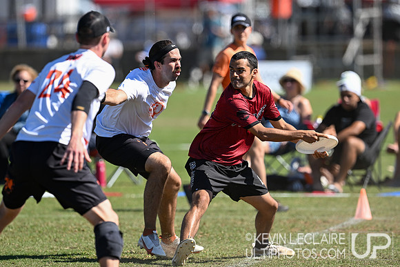 Revolver vs Ring of Fire - Thursday Pool R2 - USA Ultimate Club
