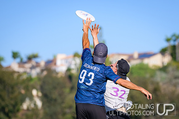 Tower vs Mile High Trash at USAU Club Championships, Surf Cup Sports Park