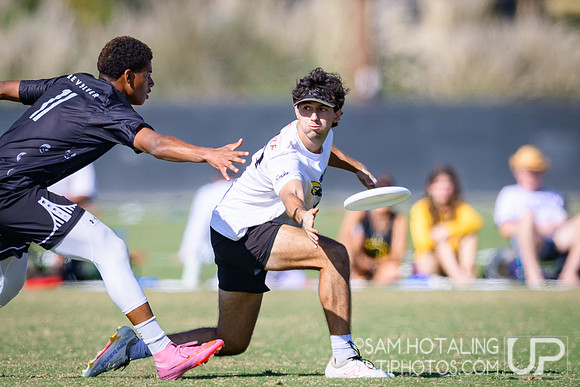 Philadelphia Pacmen vs Revolver at USAU Club Championships, Surf Cup Sports Park