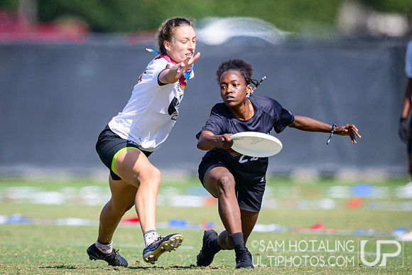 Austin Disco Club vs Mile High Trash at USAU Club Championships, Surf Cup Sports Park