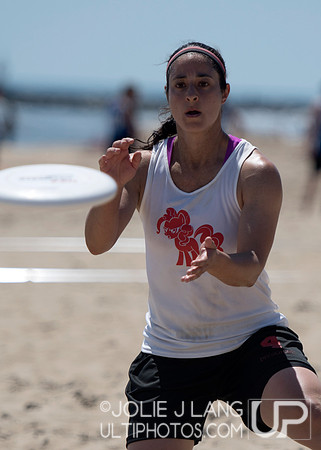 Women's Semis - USAU Beach Nationals 2015