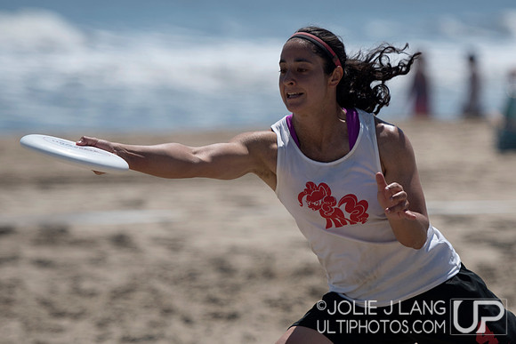 Women's Semis - USAU Beach Nationals 2015