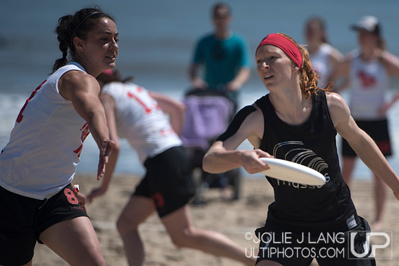 Women's Semis - USAU Beach Nationals 2015
