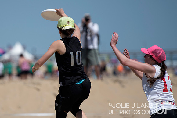 Women's Semis - USAU Beach Nationals 2015