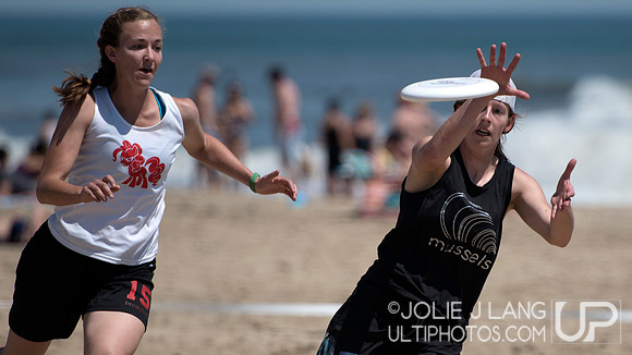 Women's Semis - USAU Beach Nationals 2015