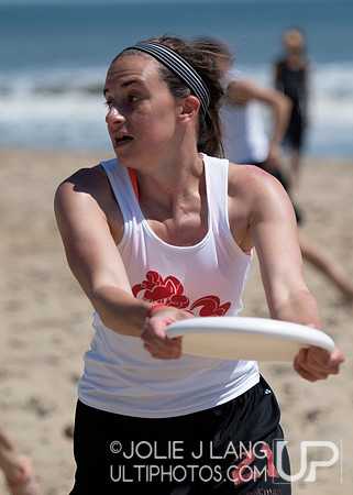 Women's Semis - USAU Beach Nationals 2015