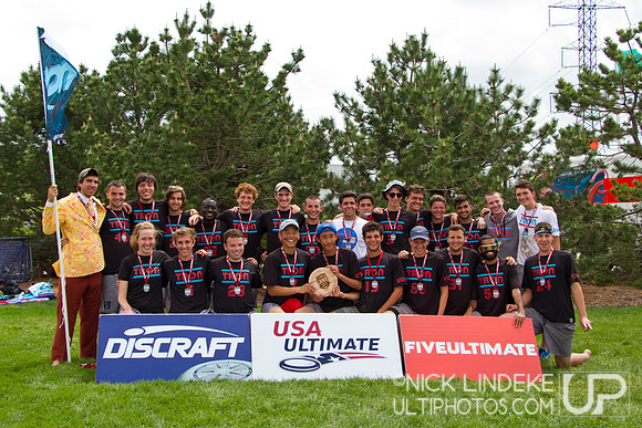 Men's 2nd Place - D-III College Championships