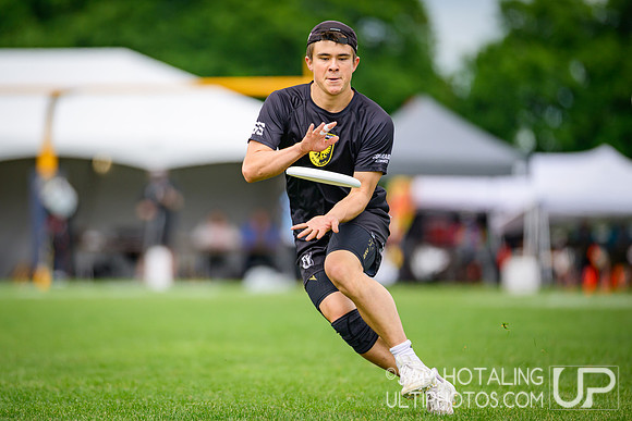 Highlights: finals at USAU D-I College Championships