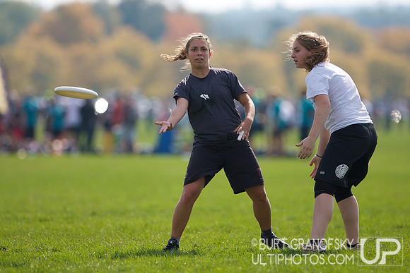 Saturday Action, Women's Division, USAU 2012 Northeast Regionals