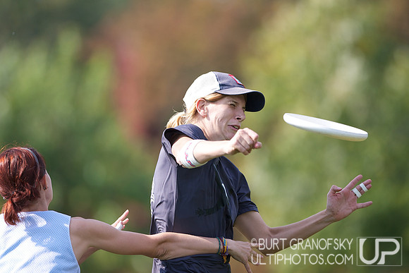 Saturday Action, Women's Division, USAU 2012 Northeast Regionals