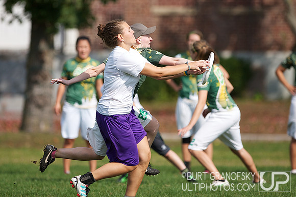 Saturday Action, Women's Division, USAU 2012 Northeast Regionals