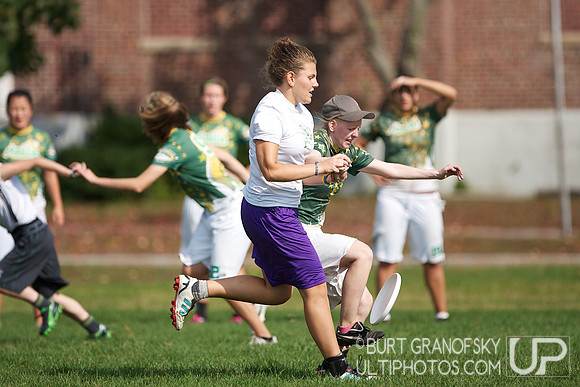 Saturday Action, Women's Division, USAU 2012 Northeast Regionals