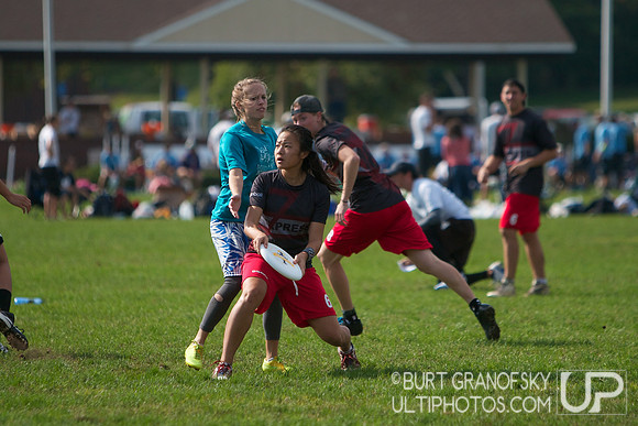 Saturday Action, Mixed Division, USAU 2012 Northeast Regionals