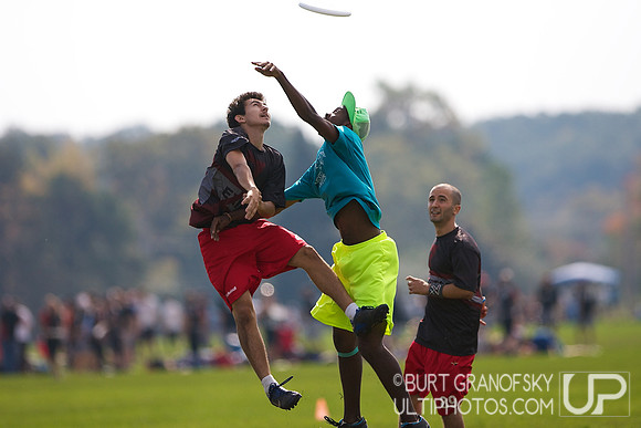 Saturday Action, Mixed Division, USAU 2012 Northeast Regionals