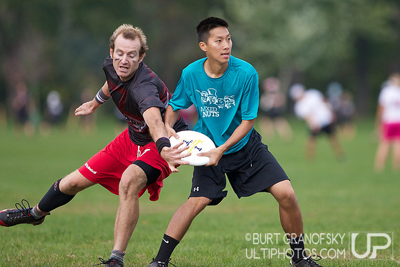 Saturday Action, Mixed Division, USAU 2012 Northeast Regionals