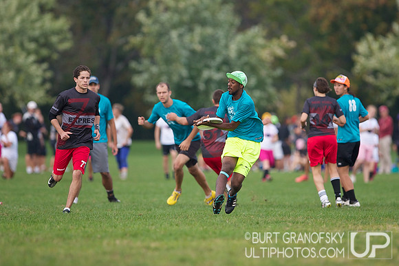 Saturday Action, Mixed Division, USAU 2012 Northeast Regionals