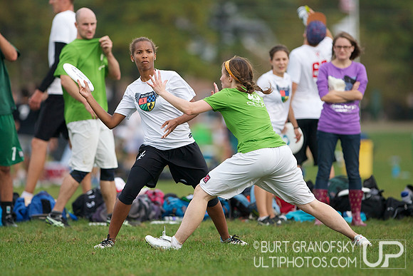 Saturday Action, Mixed Division, USAU 2012 Northeast Regionals