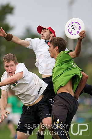 Saturday Action, Mixed Division, USAU 2012 Northeast Regionals