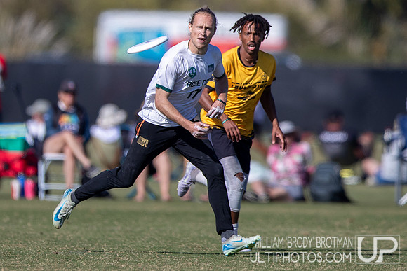 Day 2 of the 2025 USA Ultimate Club Nationals