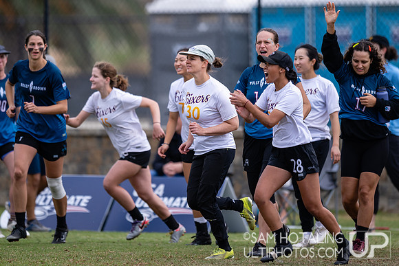 6ixers vs Molly Brown in semifinals at USA Ultimate National Championships