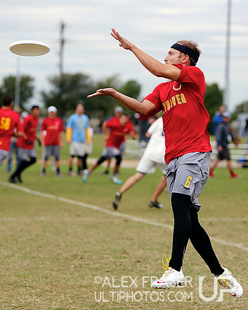 Friday Men's Semifinal - Sub Zero vs Revolver