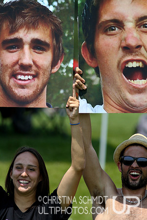 2012 USAU D-I College Championships Saturday Round 2 Action